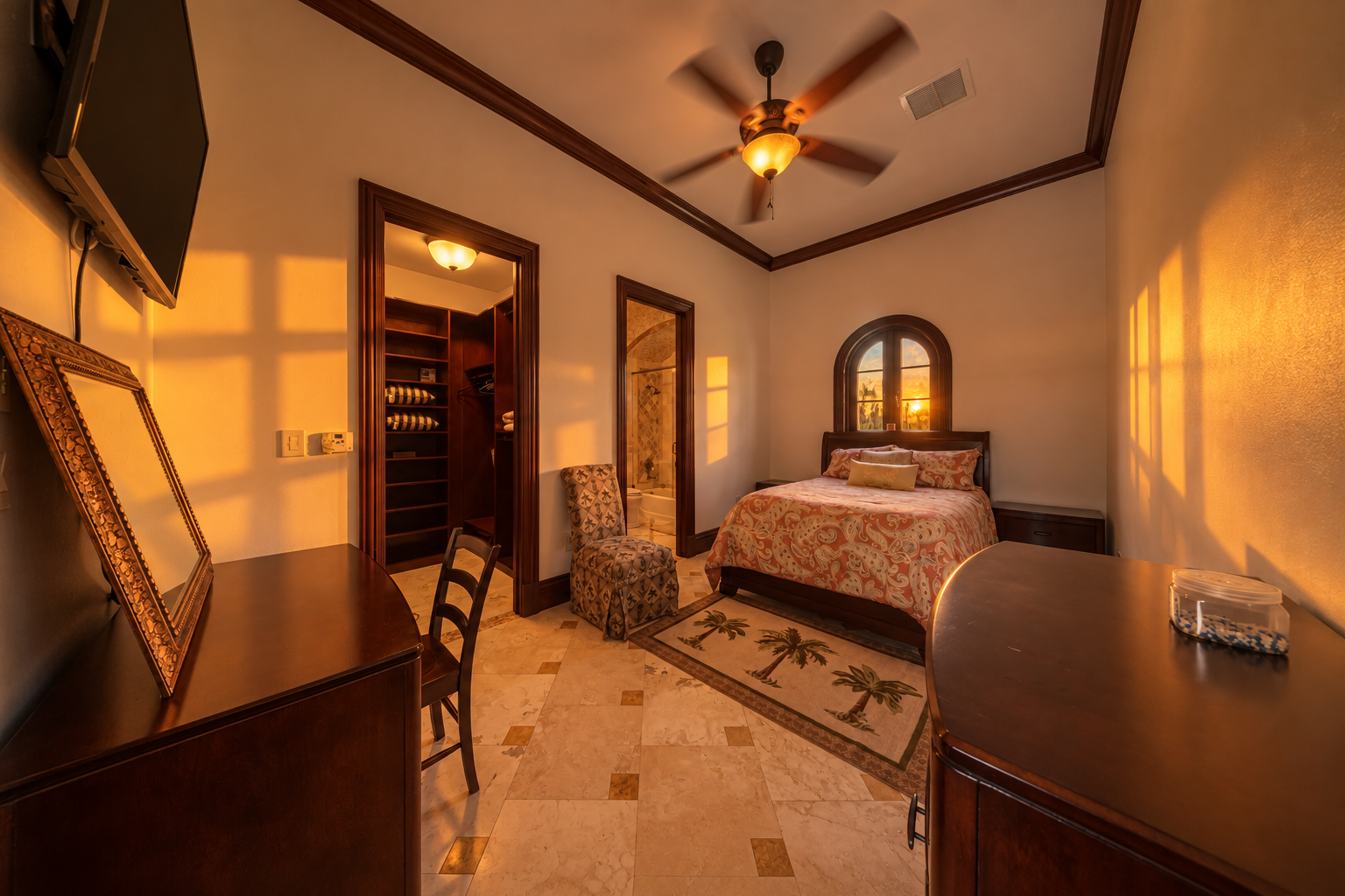 Guest bedroom